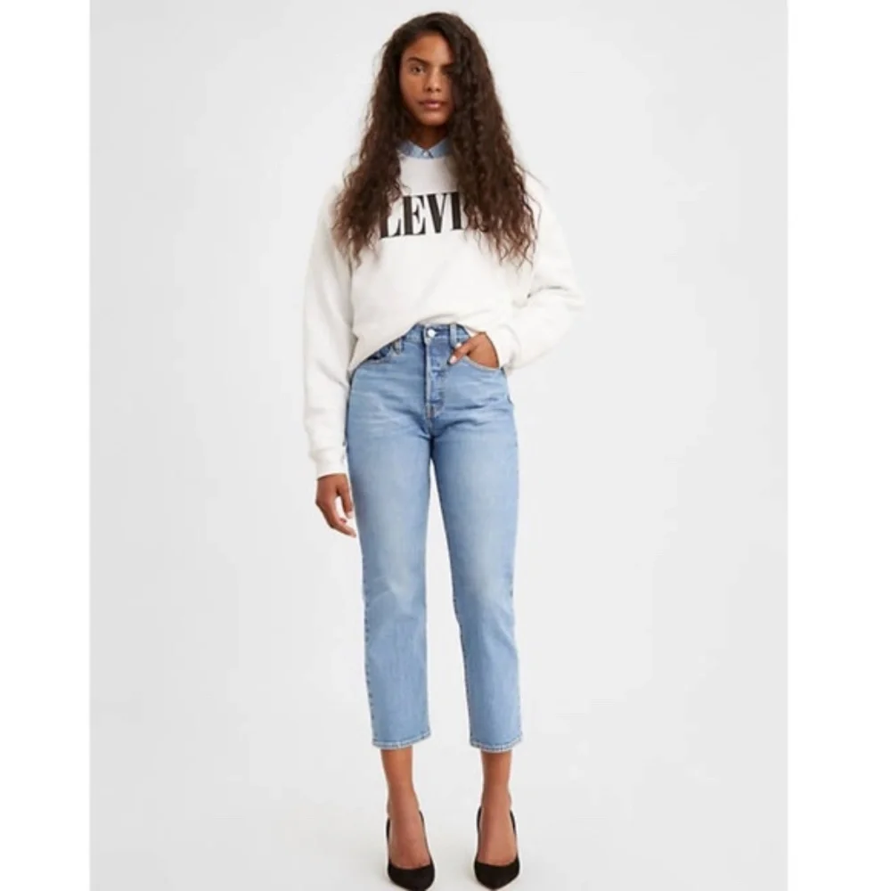 NWT Levi's Premium Wedgie Fit Straight 24 - Picture 4 of 12